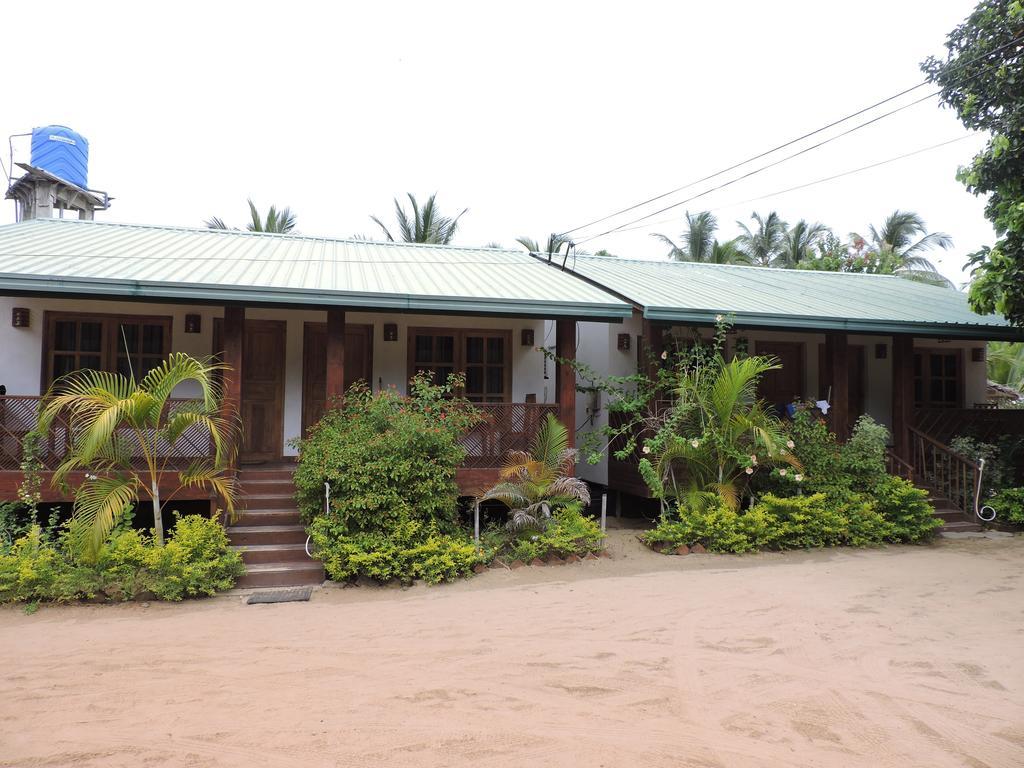 Coco Bay - Arugam Bay Hotel Exterior photo